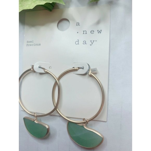 Semi-Precious Stone Aventurine Malachite Glass Drop Hoop Earrings Green … - Picture 4 of 4
